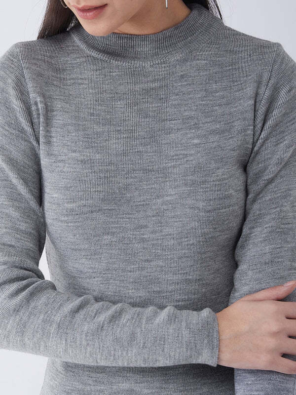 RVK Women Solid Acrylic Pullover Sweater-Grey